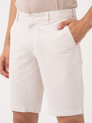 Terrain taupe stretchable trousers by pant project, highlighting the slim fit and versatile design.