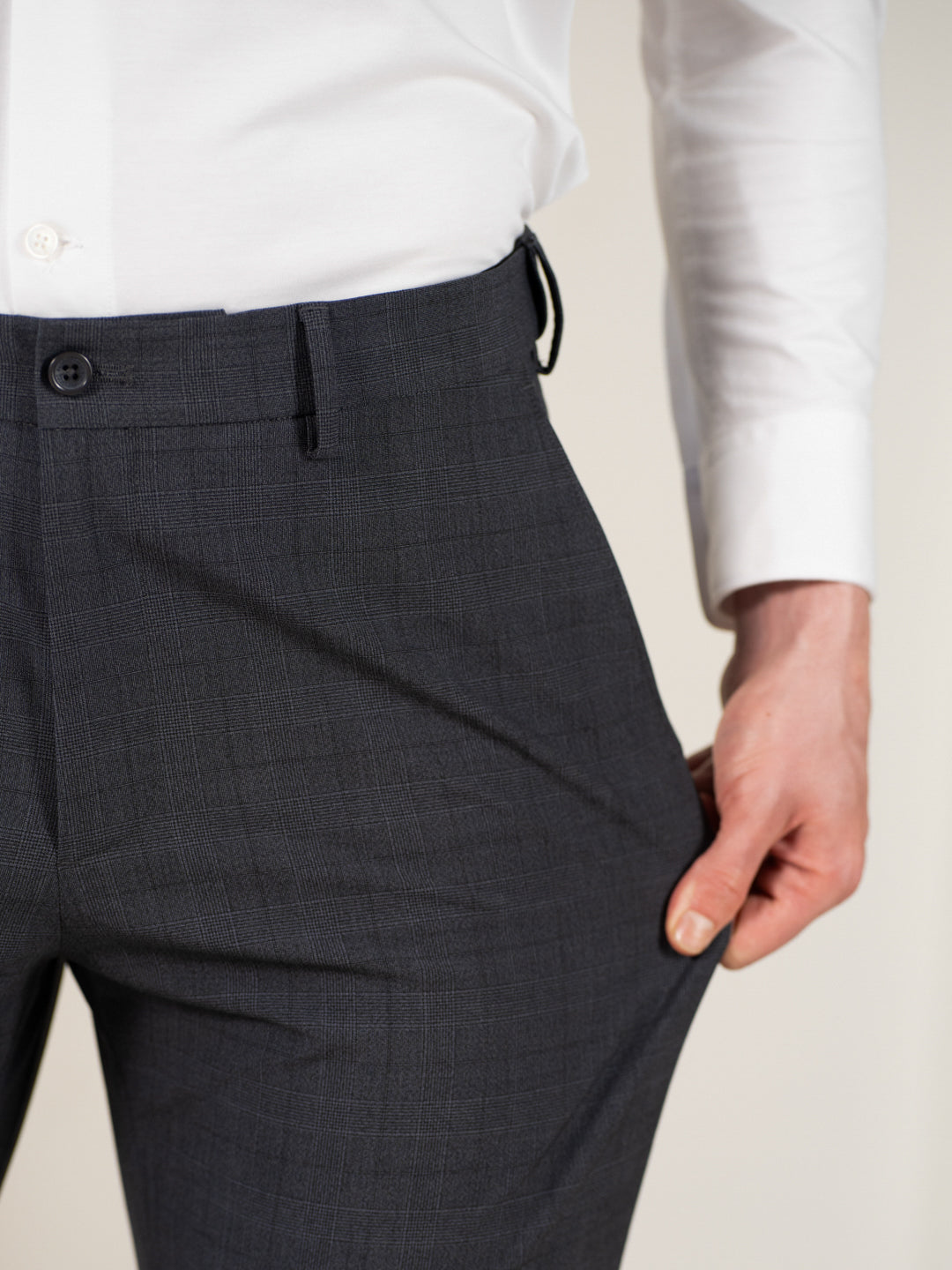 Analyst Grey Checks Relaxed Fit Stretch Formal Pants