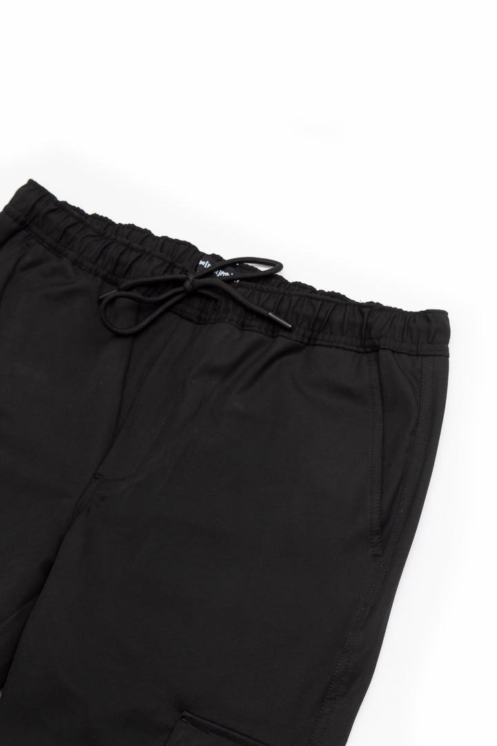 ebony in pants