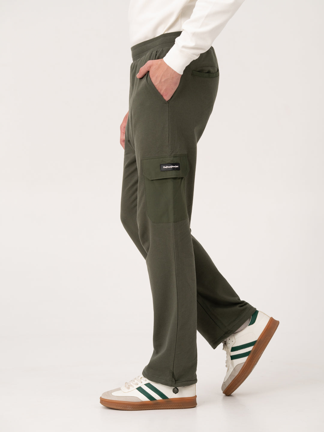 March Olive Relaxed Fit Cargo Sweatpants