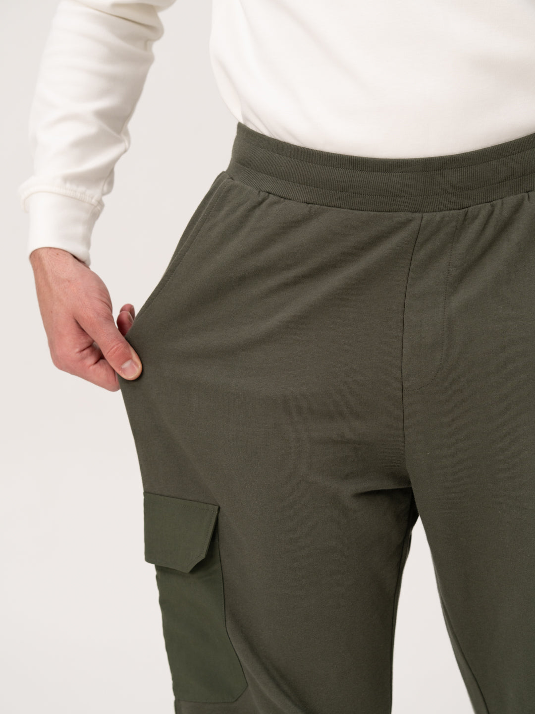 March Olive Relaxed Fit Cargo Sweatpants