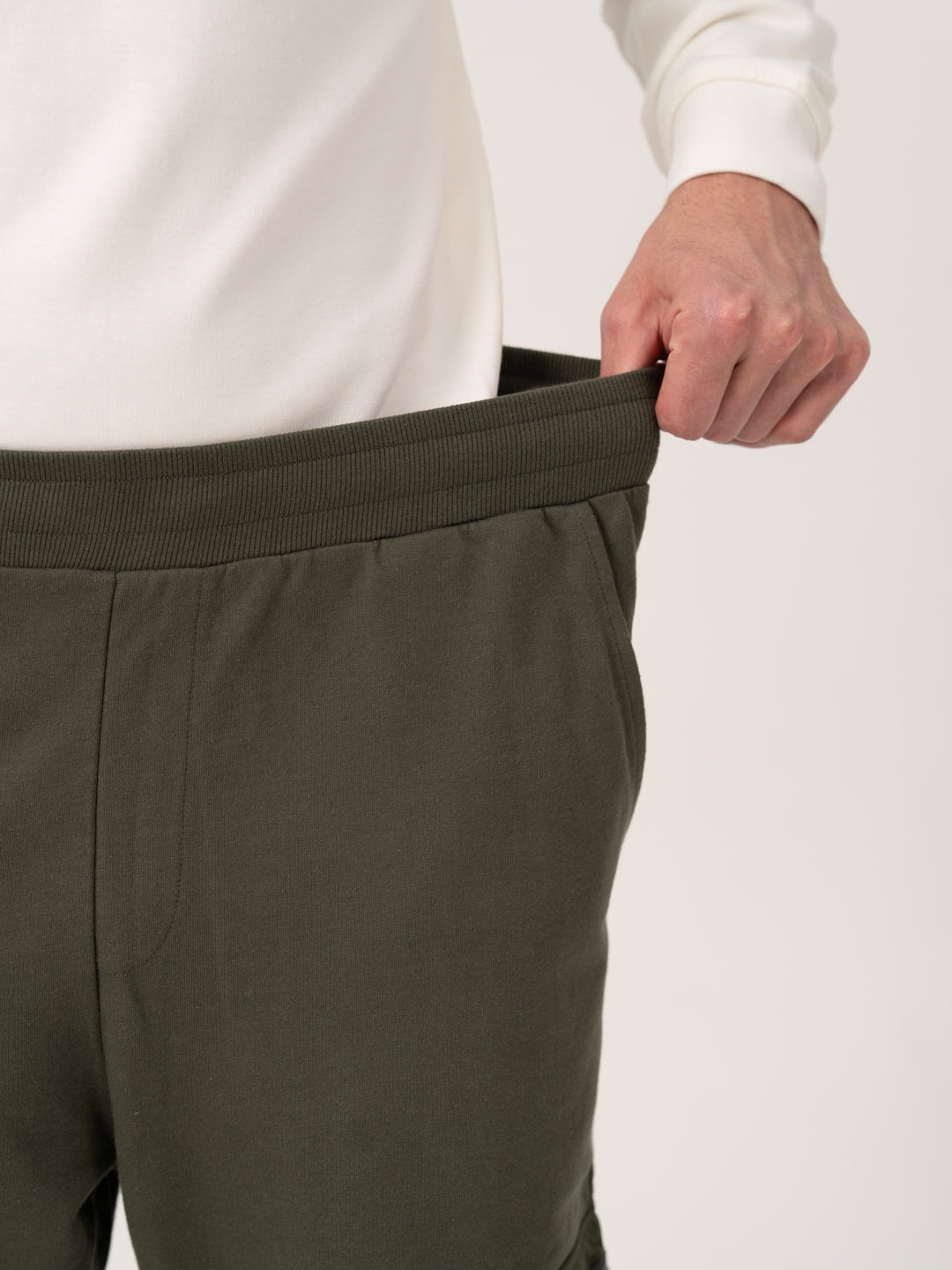 March Olive Relaxed Fit Cargo Sweatpants