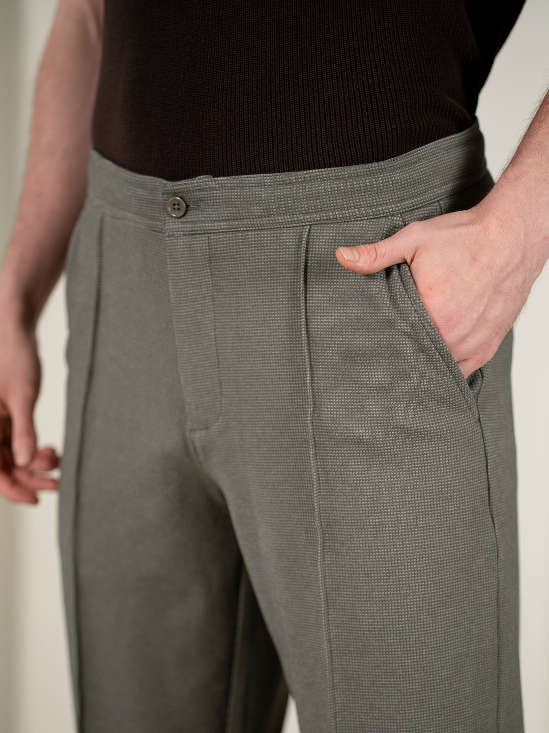 Viren Green Relaxed Fit Power-Stretch Korean Pintuck Pants