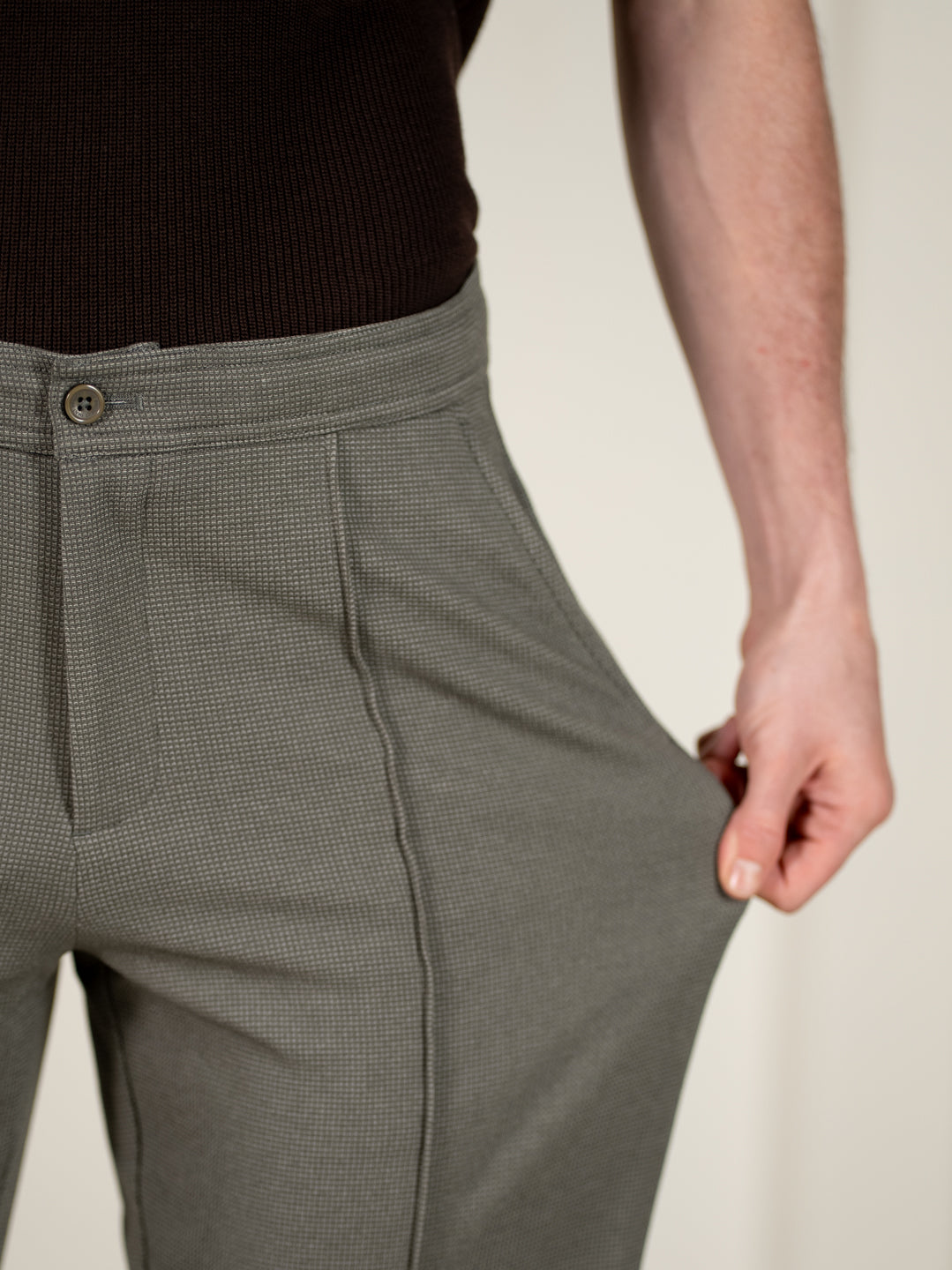 Viren Green Relaxed Fit Power-Stretch Korean Pintuck Pants
