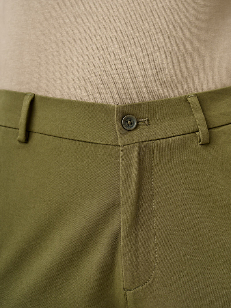 Herb Olive Stretch Chinos