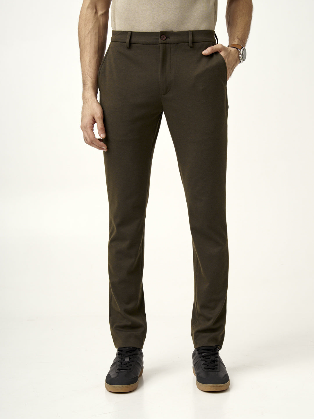 close view of front pocket and belt loops on martini olive pants by the Pant Project