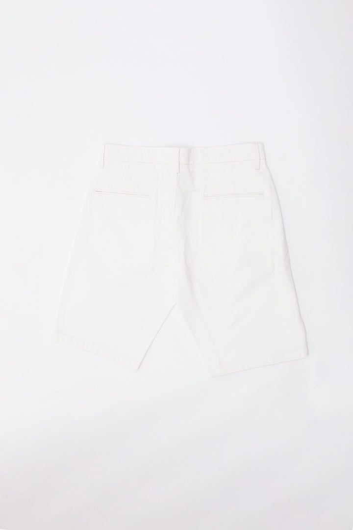 Chino shorts in white cotton fabric