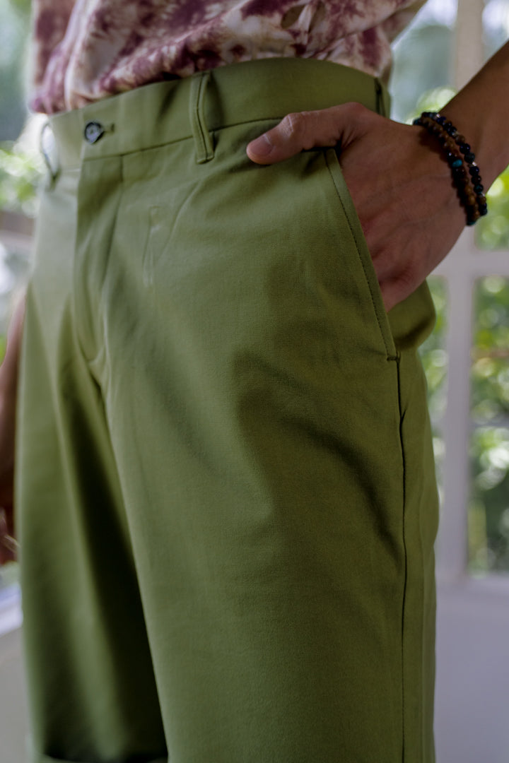 herb olive stretch shorts